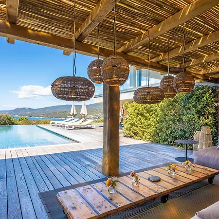 Casa Lucia Willa